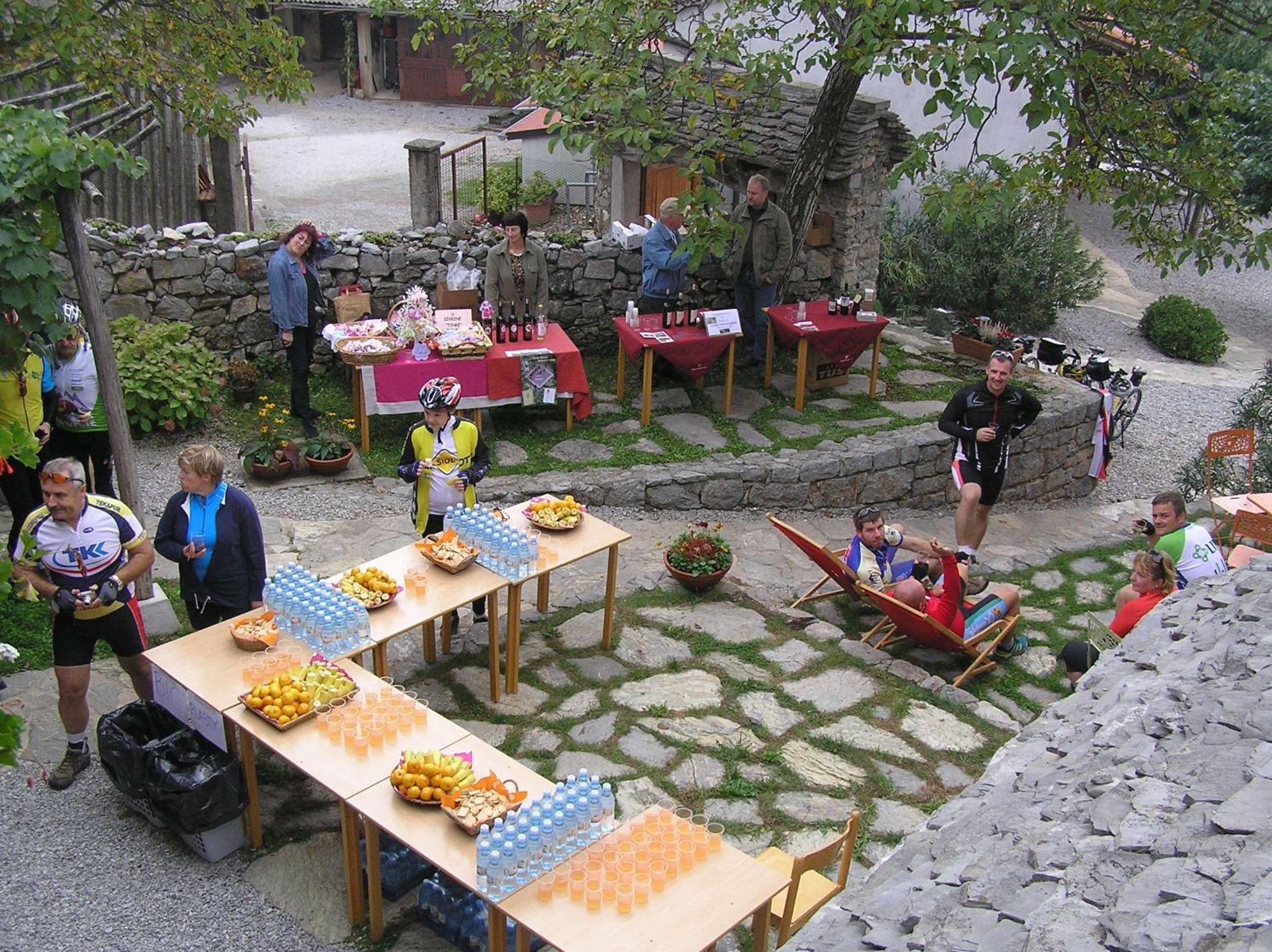 Pliskovica Youth Hostel Екстериор снимка